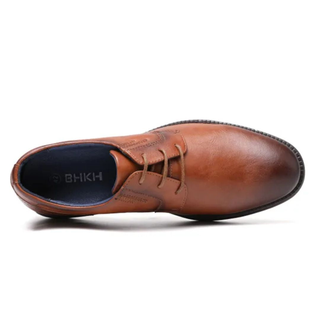 Brauner Lederschuh für Herren, elegante Schnürschuhe, klassische Business-Schuhe, bequem.