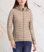 Damen Steppjacke beige, Reißverschluss, warm, modisch, Herbst Winter, Freizeitkleidung.