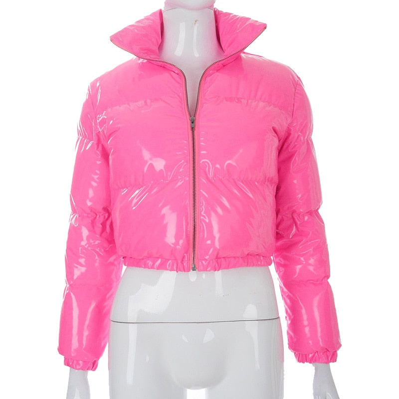 Damen Winterjacke, pink, glänzend, Steppjacke, Reißverschluss, modisch, warm, kurz geschnitten.