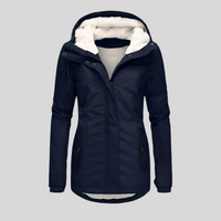 Dunkelblaue Damenjacke mit Kapuze, Fleece-Futter, Wintermode, warm und stilvoll.