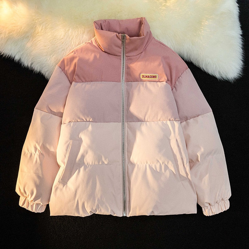 Damen Winterjacke rosa beige, gesteppt, Reißverschluss, warm, modisch, Outdoor-Bekleidung.