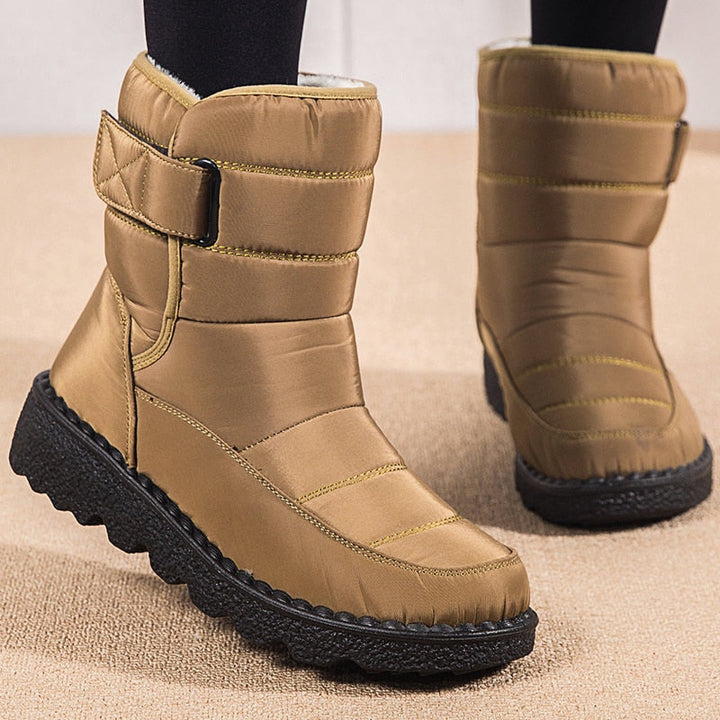 Damen Winterstiefel, wasserdicht, braun, gefüttert, rutschfeste Sohle, warm, bequem.
