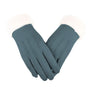 Blaue Damenhandschuhe mit weißem Fellbesatz, Wintermode, elegant, warm, Accessoire.