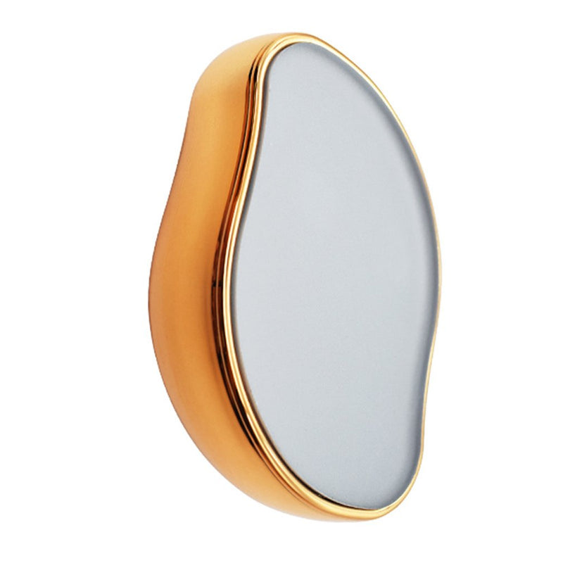 Goldener, ovaler Handspiegel mit ergonomischem Design, ideal für Make-up und Reisen.