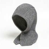 Graue Strick-Balaclava aus Wolle, warm, modisch, Winteraccessoire für Damen und Herren.