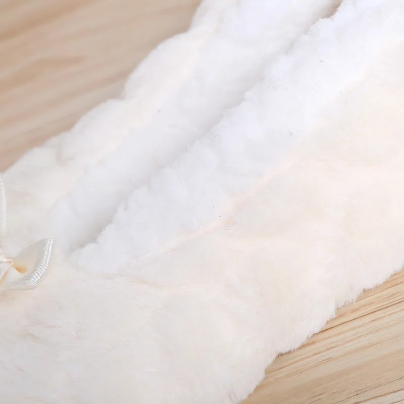 Weiße Plüsch-Hausschuhe, flauschig, warm, Damen, rutschfest, gemütlich, Wintermode.