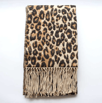 Leopardenmuster Decke mit Fransen, beige und schwarz, weiche Baumwolle, stilvolle Wohnaccessoires