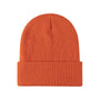 Orangefarbene Strickmütze aus Wolle, Unisex-Wintermode, warm und stilvoll.